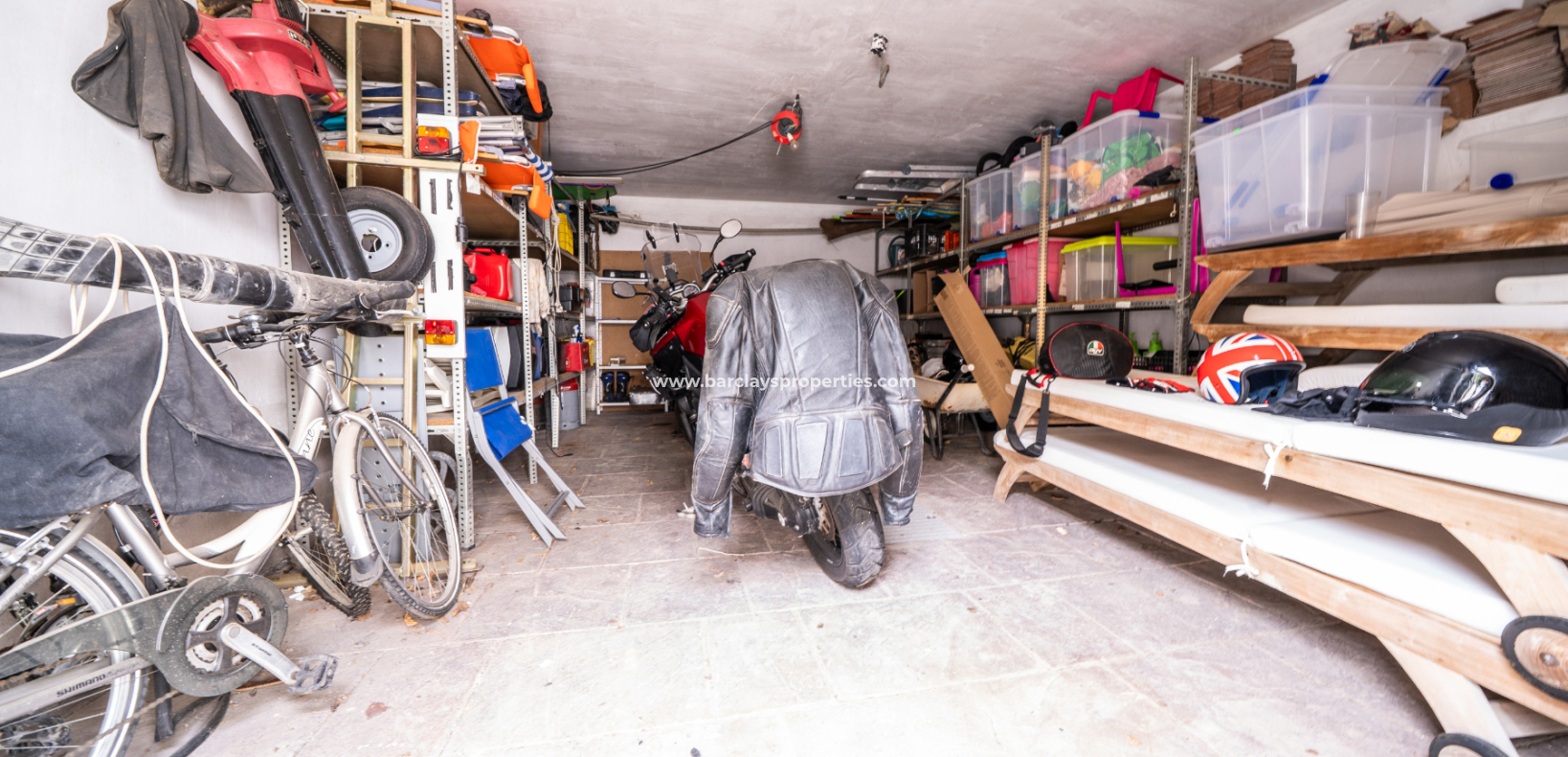 Resale - Detached - Urb. La Marina