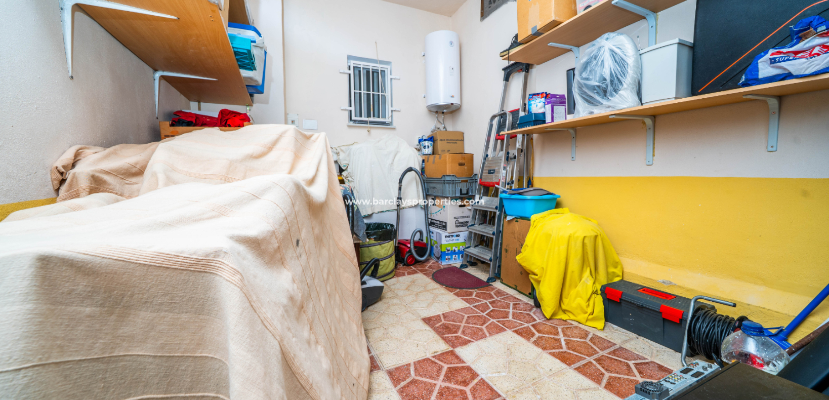 Resale - Detached - Urb. La Marina