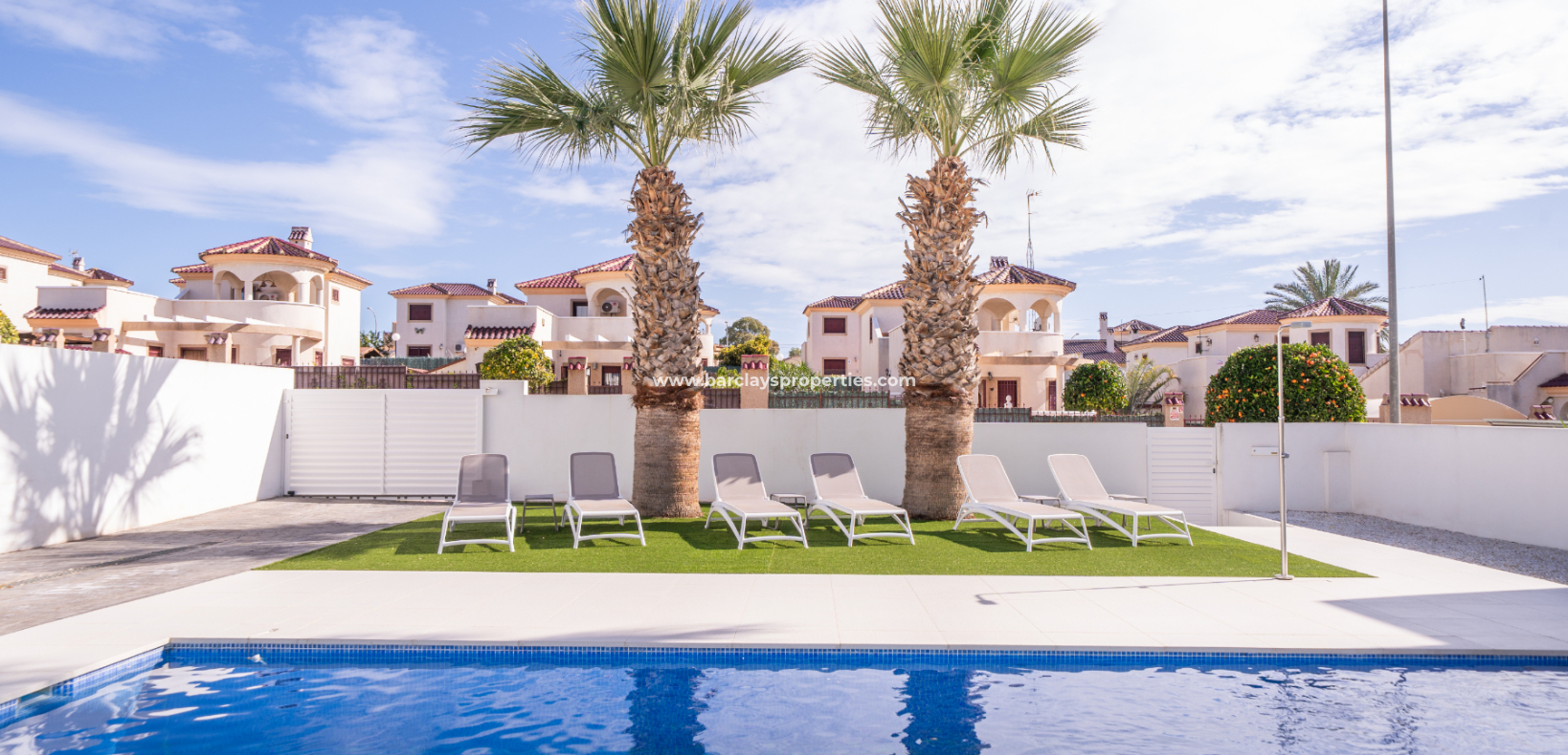 Resale - Detached - Urb. La Marina