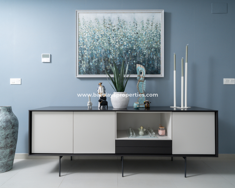 Resale - Detached - Urb. La Marina