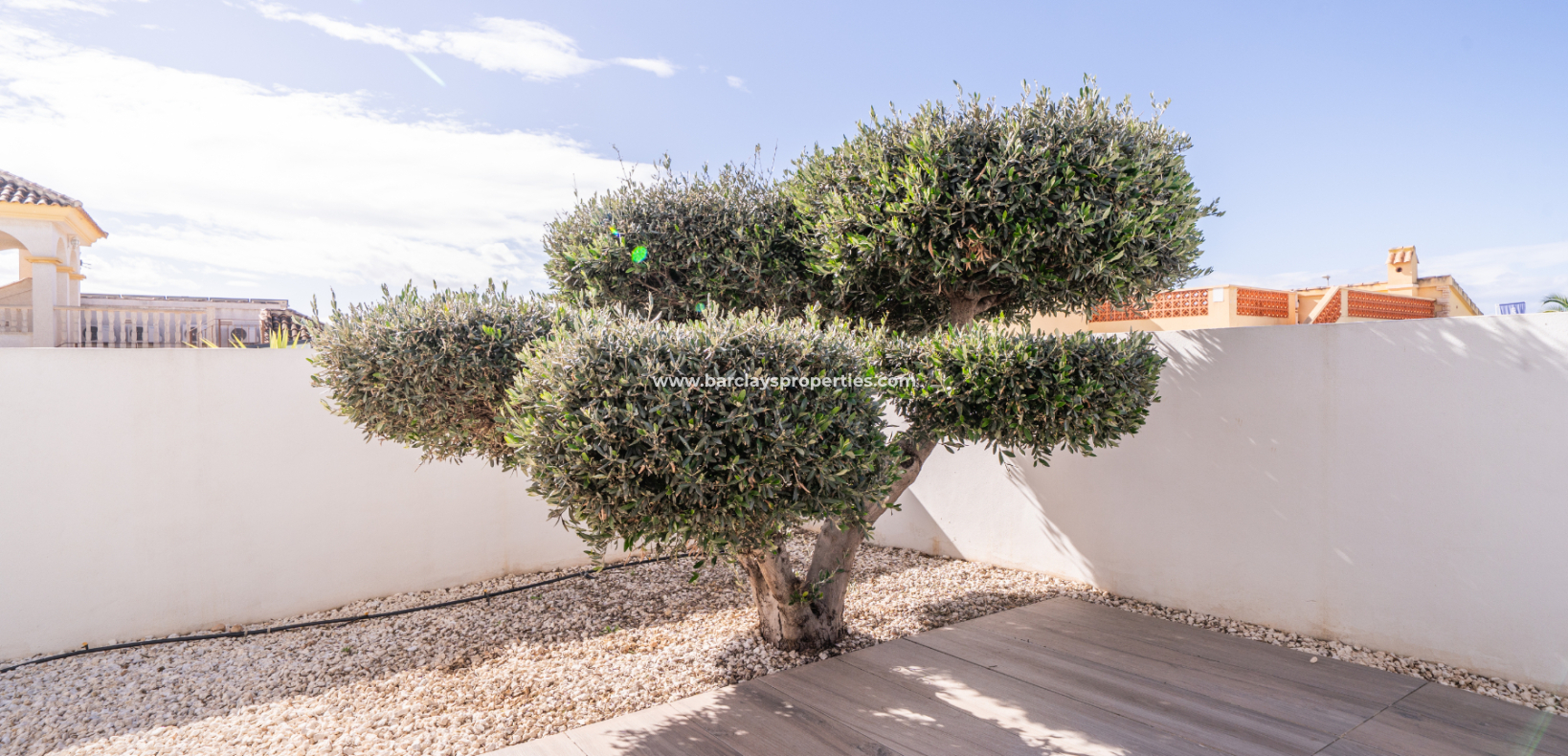 Resale - Detached - Urb. La Marina