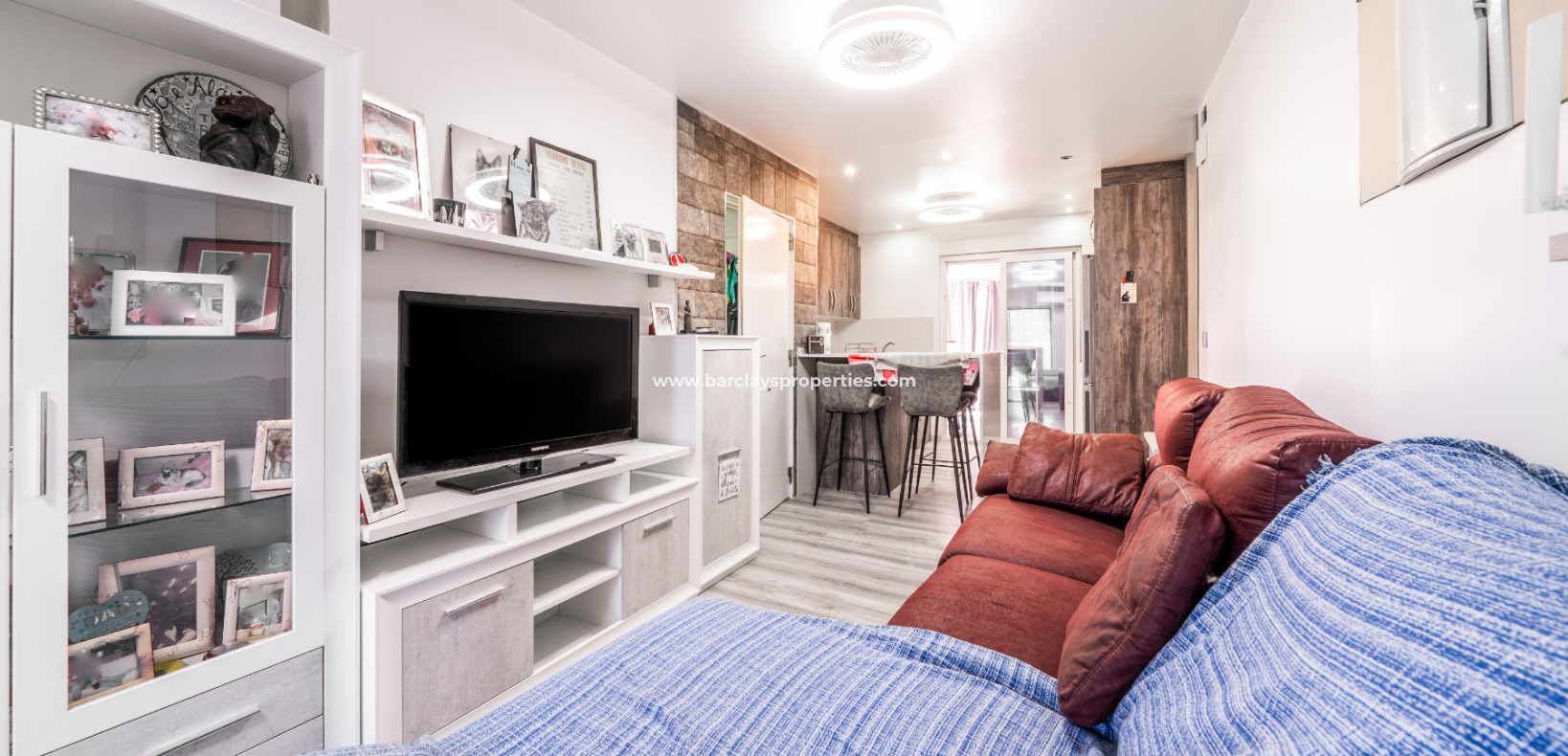 Resale - Detached - Urb. La Marina