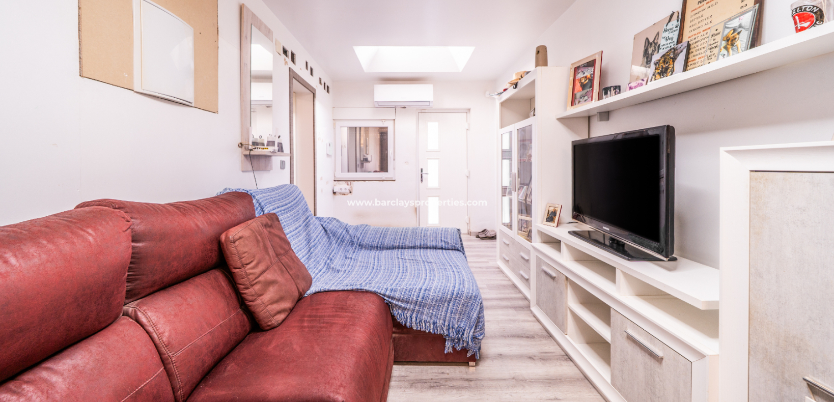 Resale - Detached - Urb. La Marina