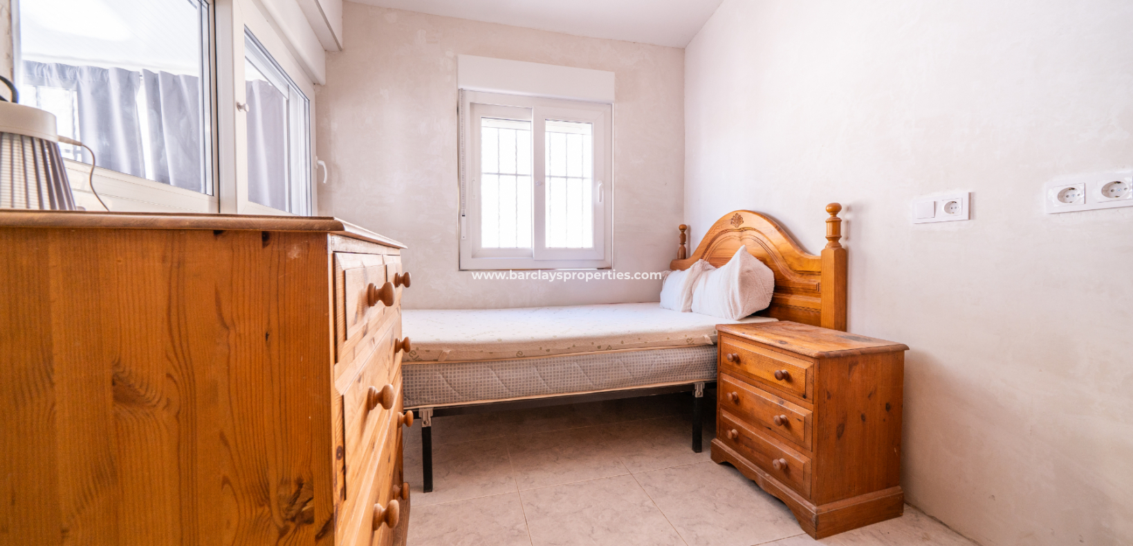 Resale - Detached - Urb. La Marina