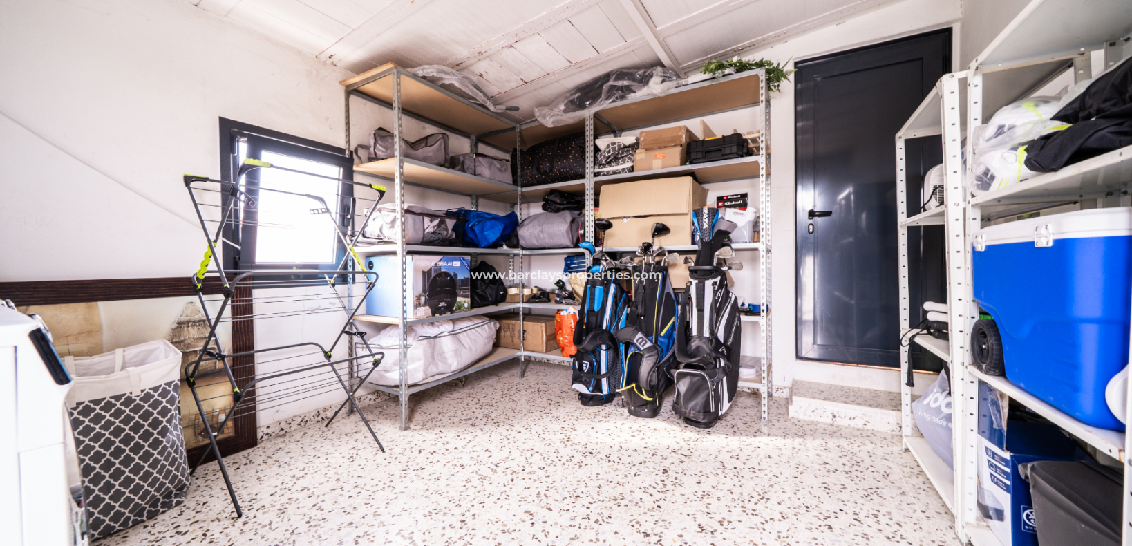 Resale - Detached - Urb. La Marina