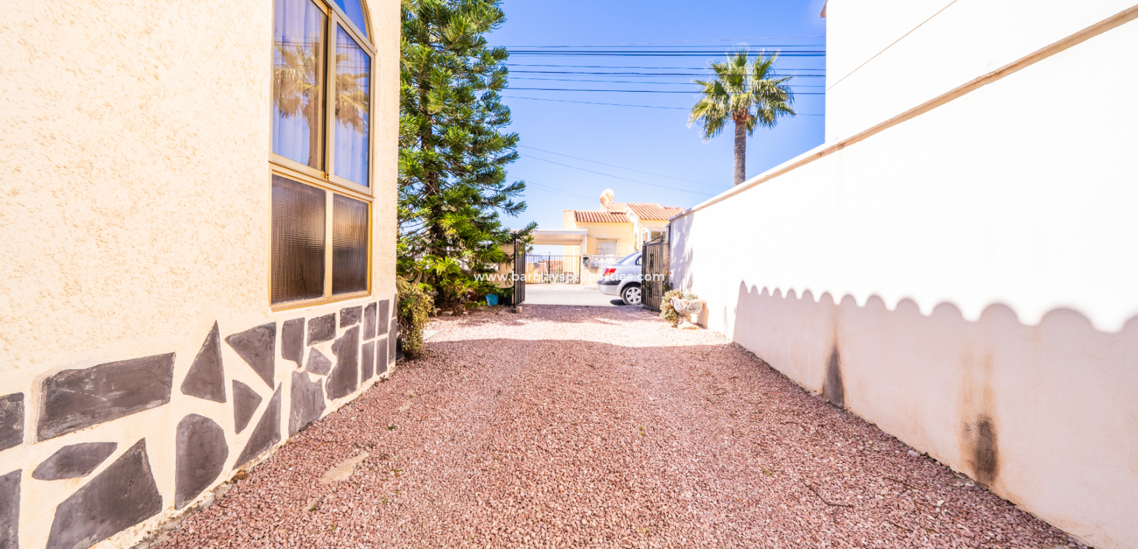 Resale - Detached - Urb. La Marina