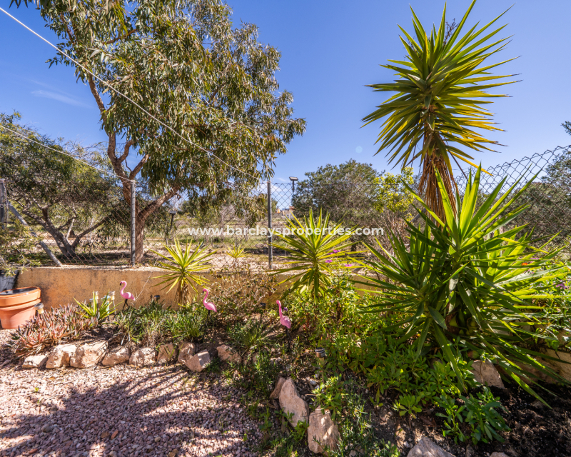 Resale - Detached - Urb. La Marina