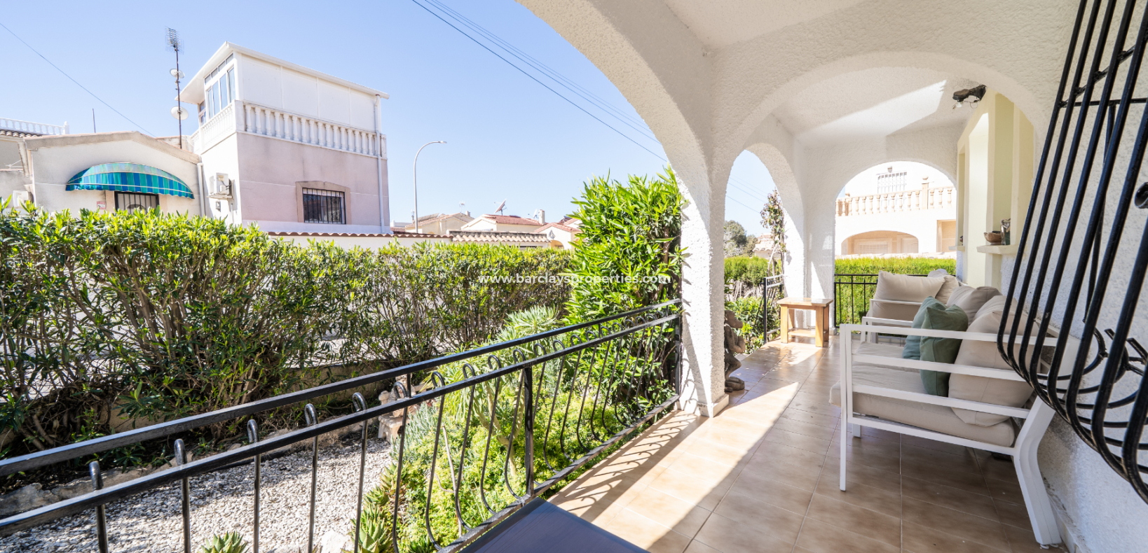 Resale - Detached - Urb. La Marina