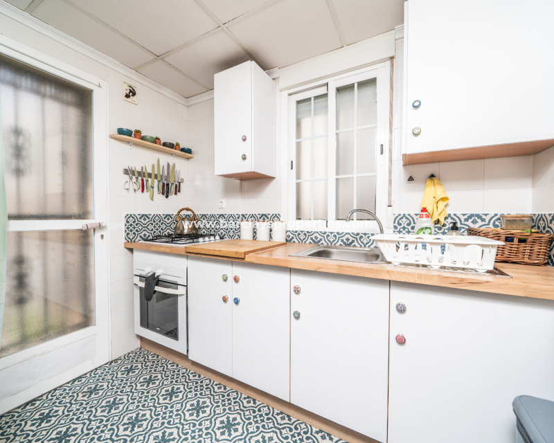 Resale - Detached - Urb. La Marina