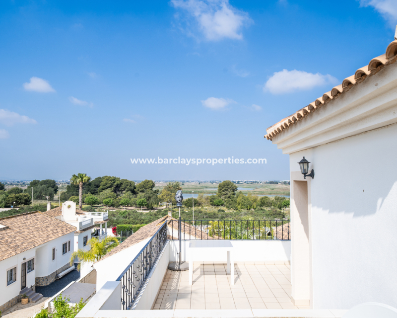 Resale - Detached - Urb. La Marina