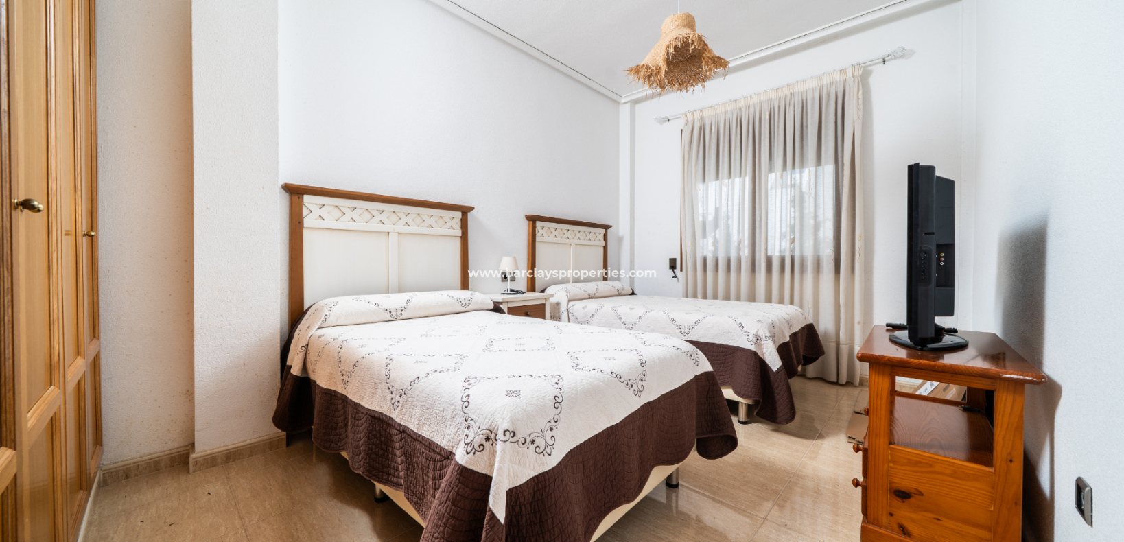 Resale - Detached - Urb. La Marina