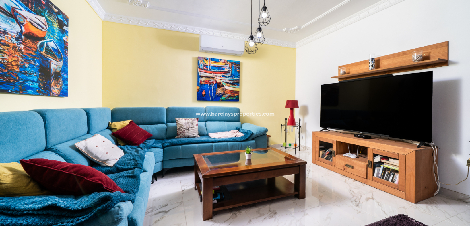 Resale - Detached - Urb. La Marina