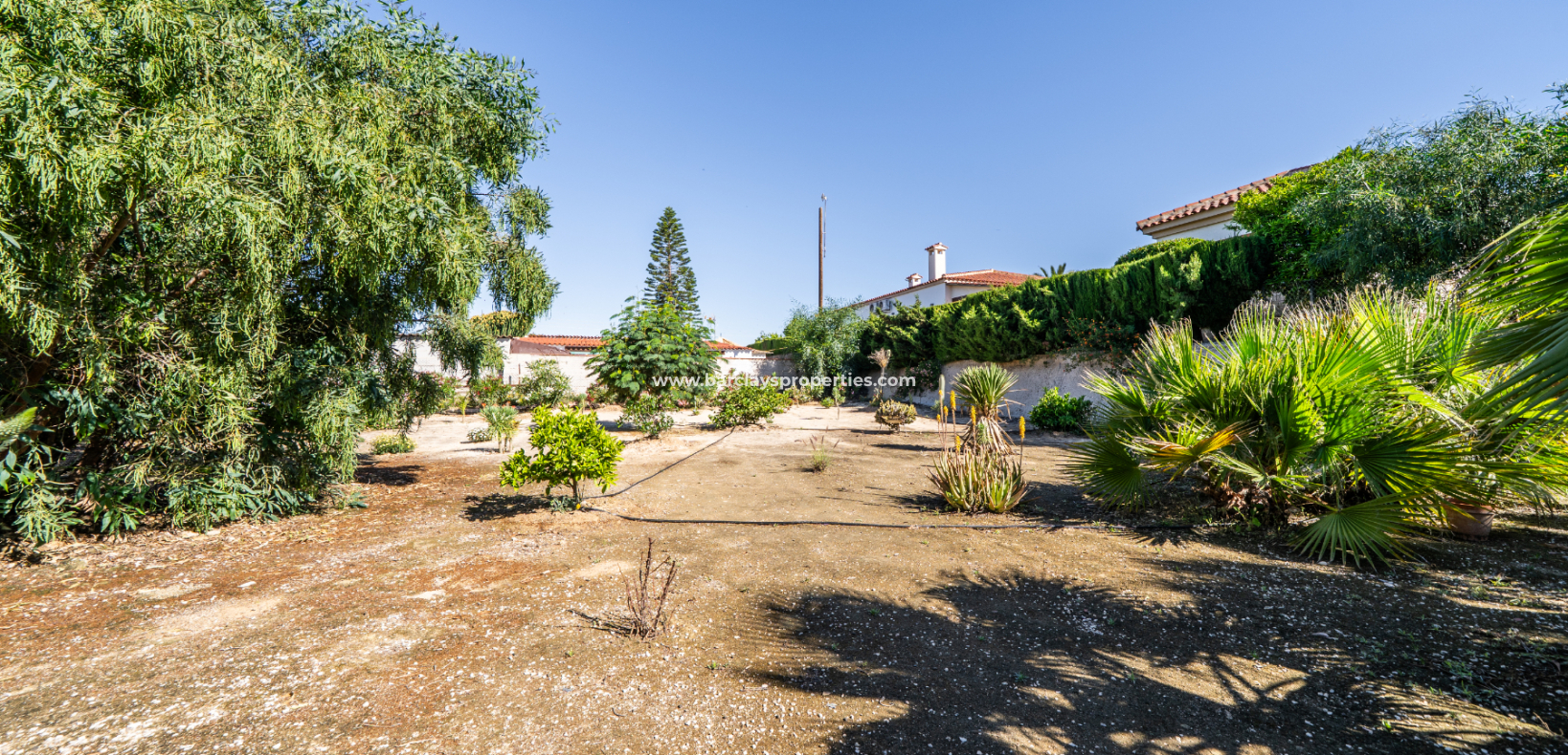Resale - Detached - Urb. La Marina