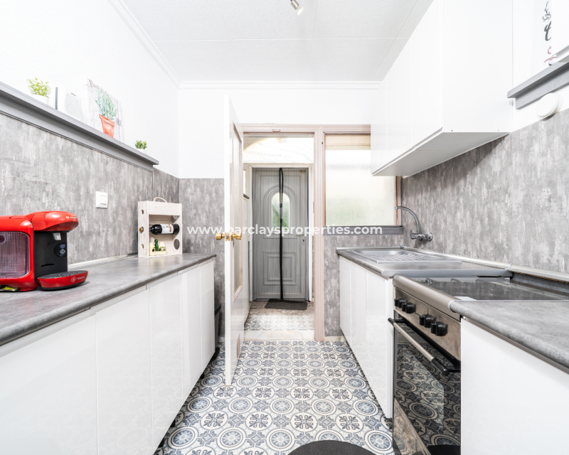 Resale - Detached - Urb. La Marina