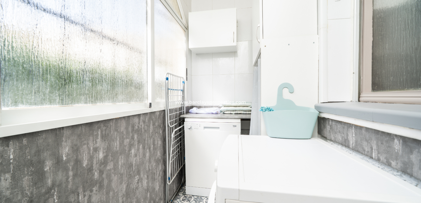 Resale - Detached - Urb. La Marina