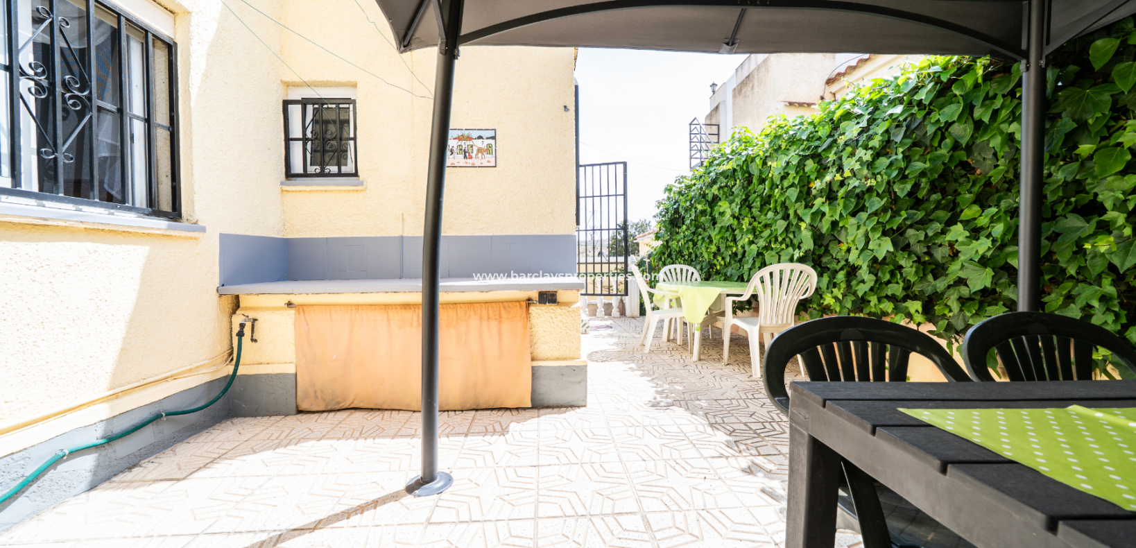 Resale - Detached - Urb. La Marina