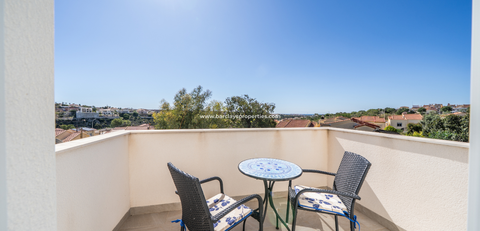 Resale - Detached - Urb. La Marina