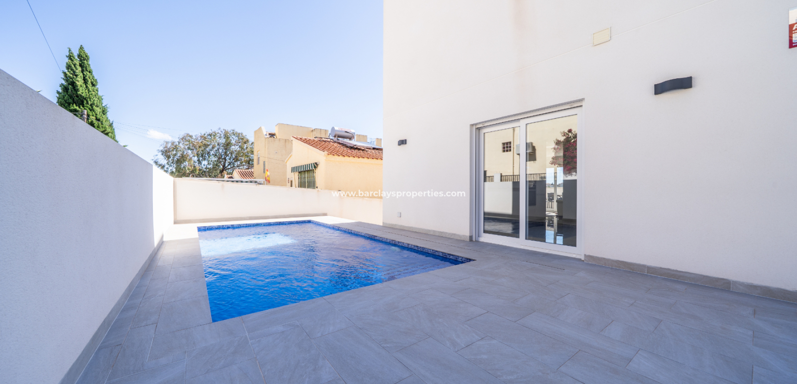 Resale - Detached - Urb. La Marina