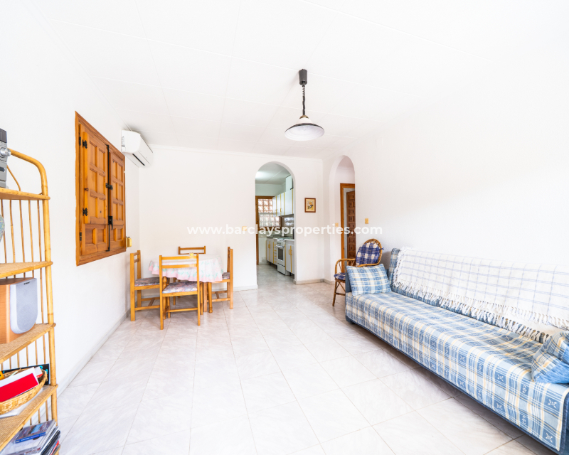 Resale - Detached - Urb. La Marina