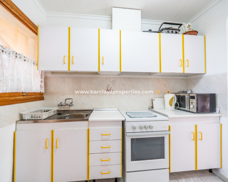 Resale - Detached - Urb. La Marina