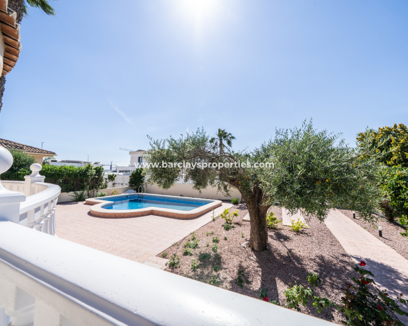 Resale - Detached - Urb. La Marina