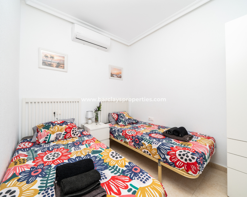 Resale - Detached - Urb. La Marina