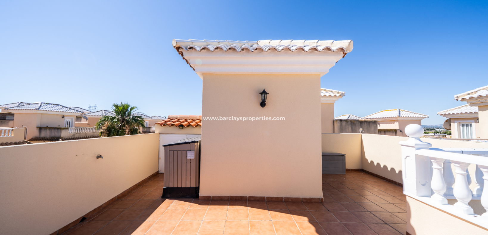 Resale - Detached - Urb. La Marina