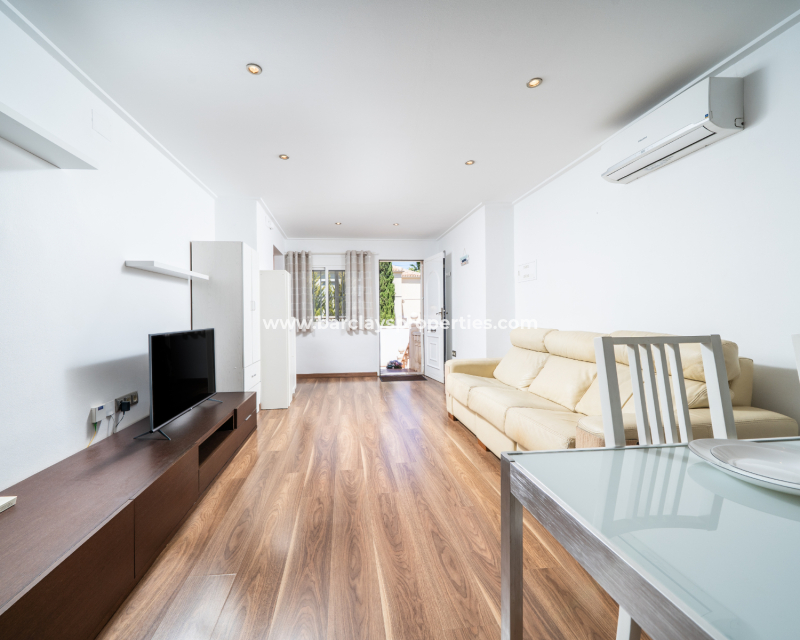 Resale - Detached - Urb. La Marina