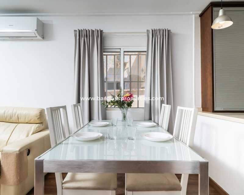 Resale - Detached - Urb. La Marina