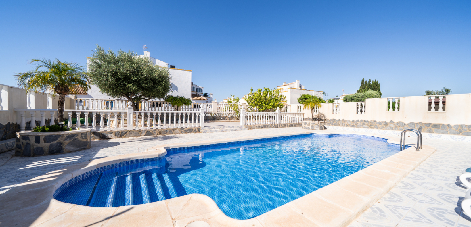 Resale - Detached - Urb. La Marina