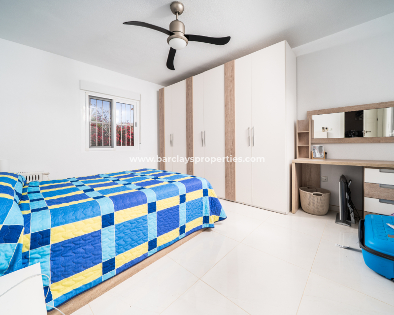 Resale - Detached - Urb. La Marina