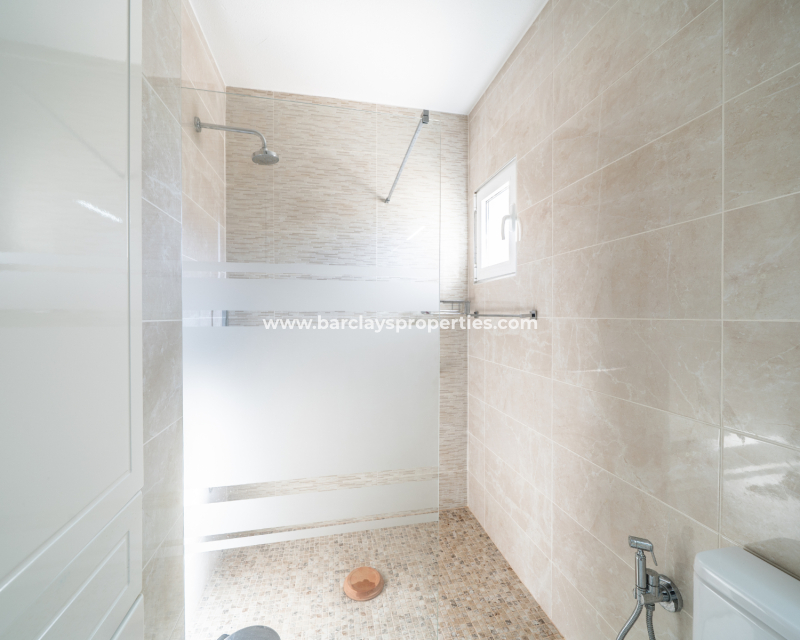 Resale - Detached - Urb. La Marina