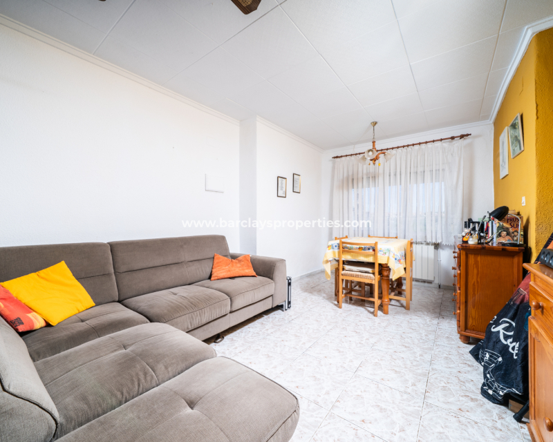 Resale - Detached - Urb. La Marina