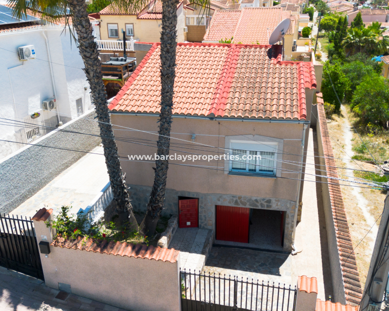 Resale - Detached - Urb. La Marina