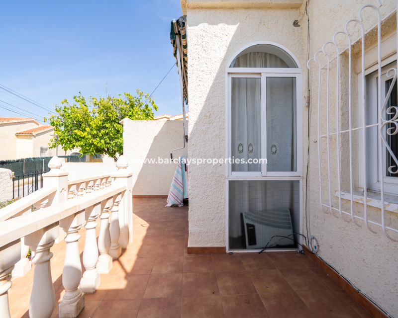 Resale - Detached - Urb. La Marina