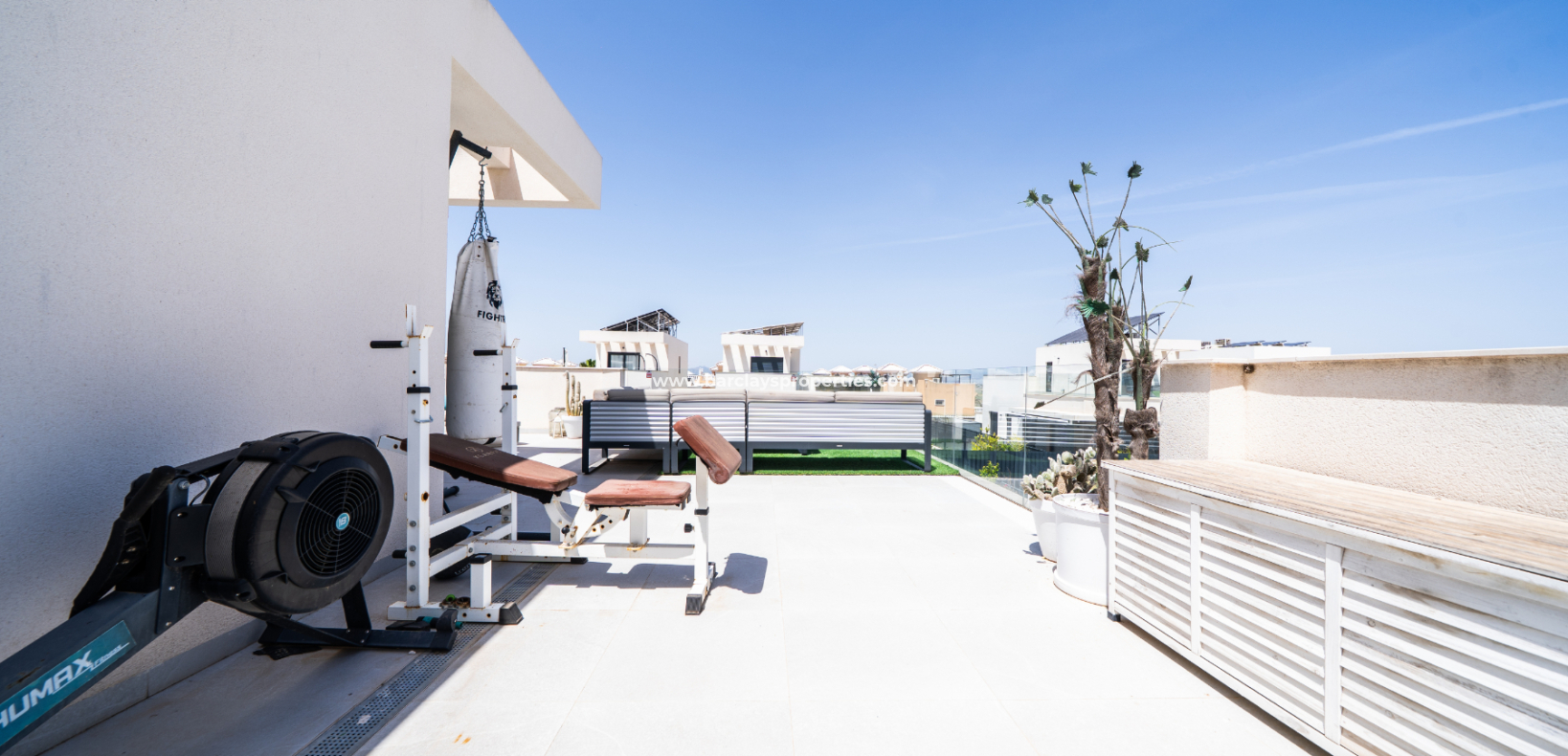 Resale - Detached - Urb. La Marina