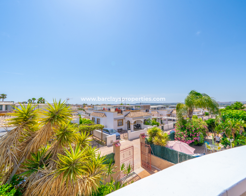 Resale - Detached - Urb. La Marina