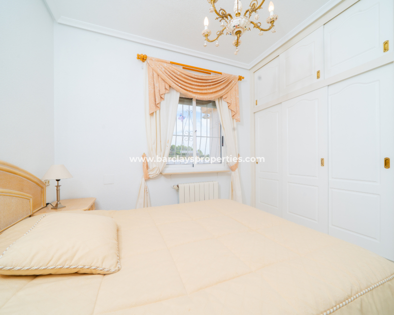 Resale - Detached - Urb. La Marina