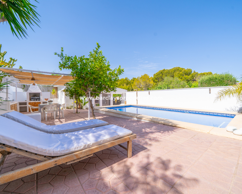 Resale - Detached - Urb. La Marina