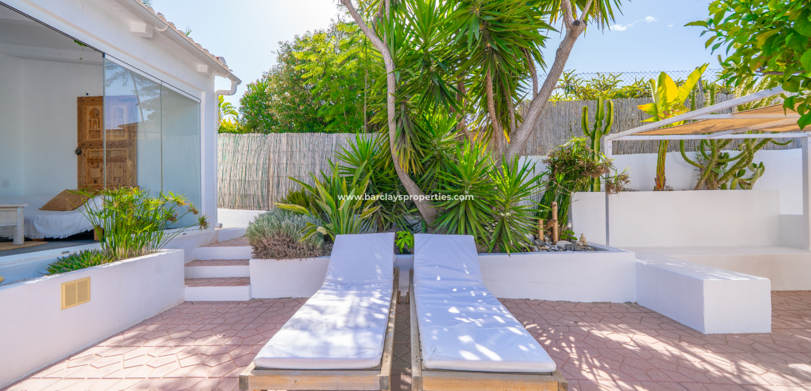 Resale - Detached - Urb. La Marina