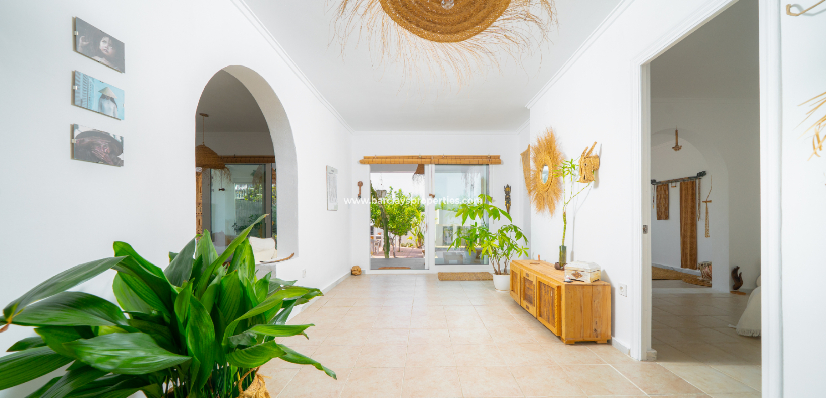 Resale - Detached - Urb. La Marina