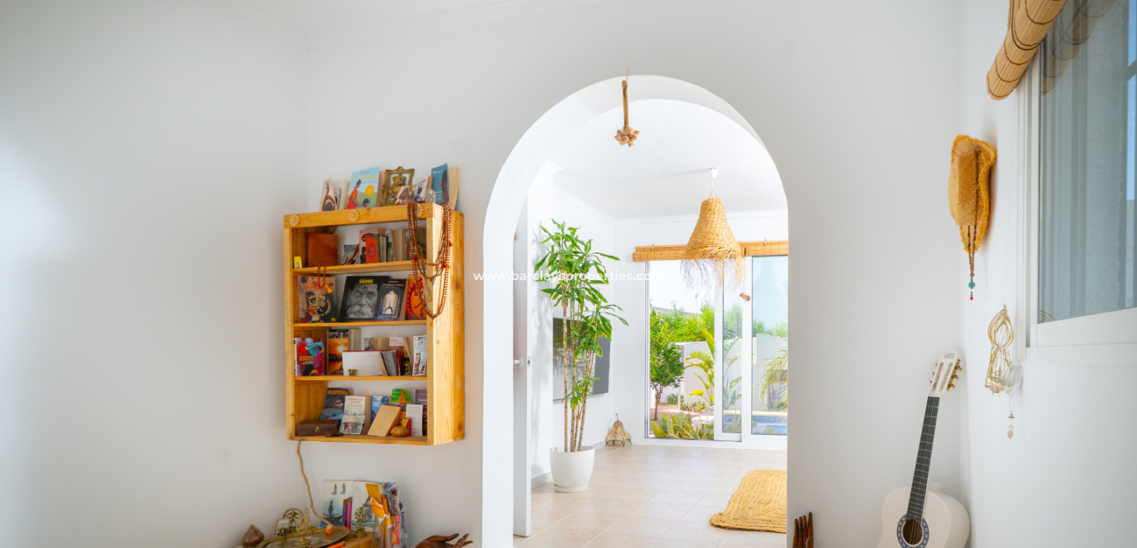 Resale - Detached - Urb. La Marina