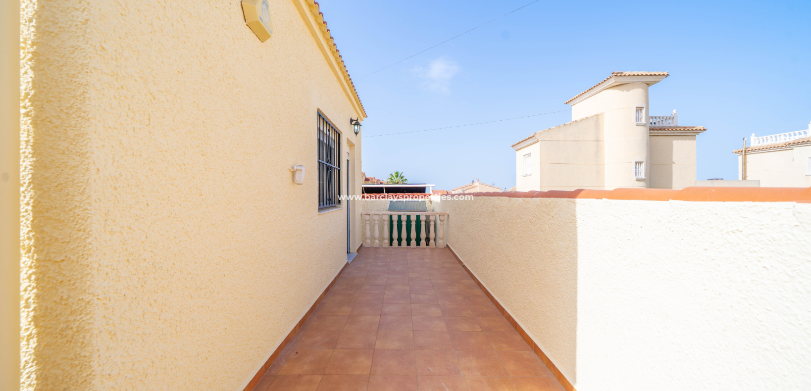 Resale - Detached - Urb. La Marina