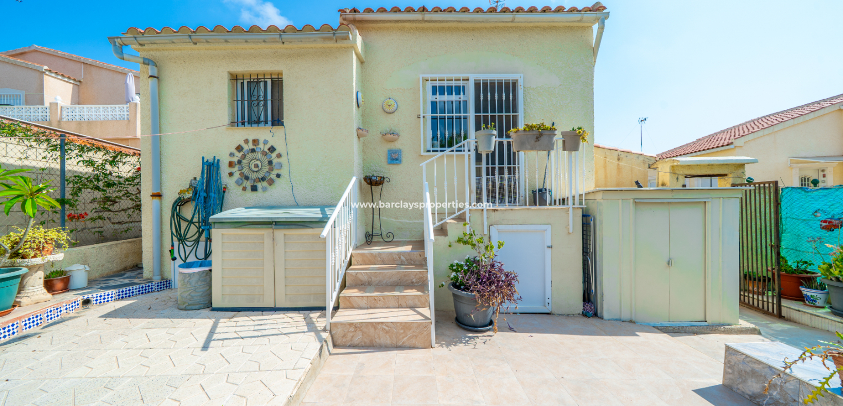 Resale - Detached - Urb. La Marina