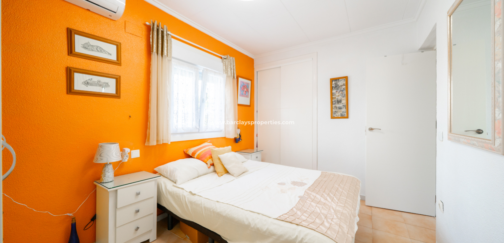Resale - Detached - Urb. La Marina