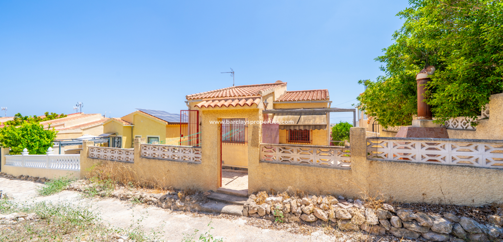 Resale - Detached - Urb. La Marina