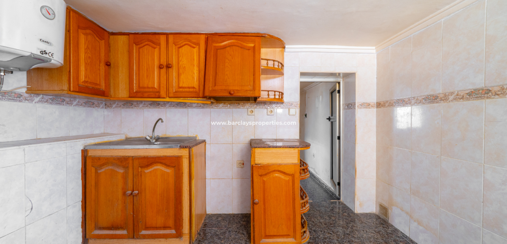 Resale - Detached - Urb. La Marina