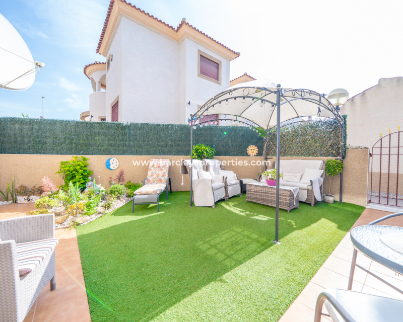 Resale - Detached - Urb. La Marina