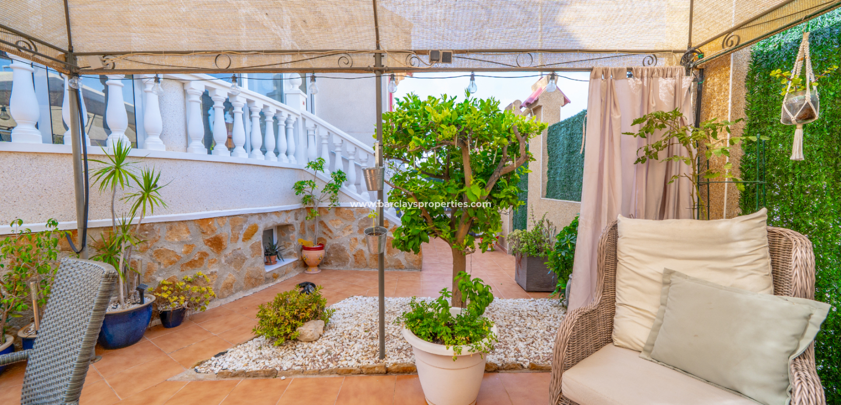 Resale - Detached - Urb. La Marina