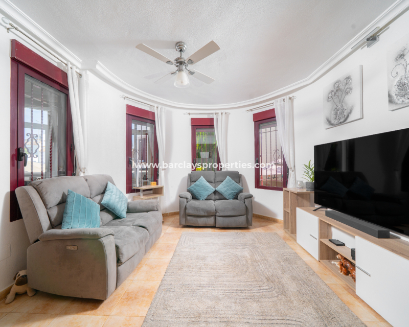 Resale - Detached - Urb. La Marina